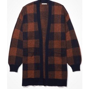 AE Oversized Plaid Cardigan